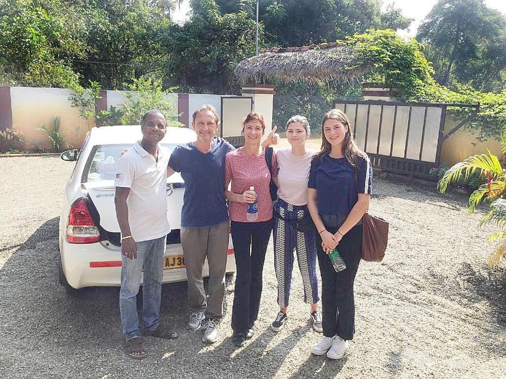 Alma Homestay Mararikulam Bagian luar foto