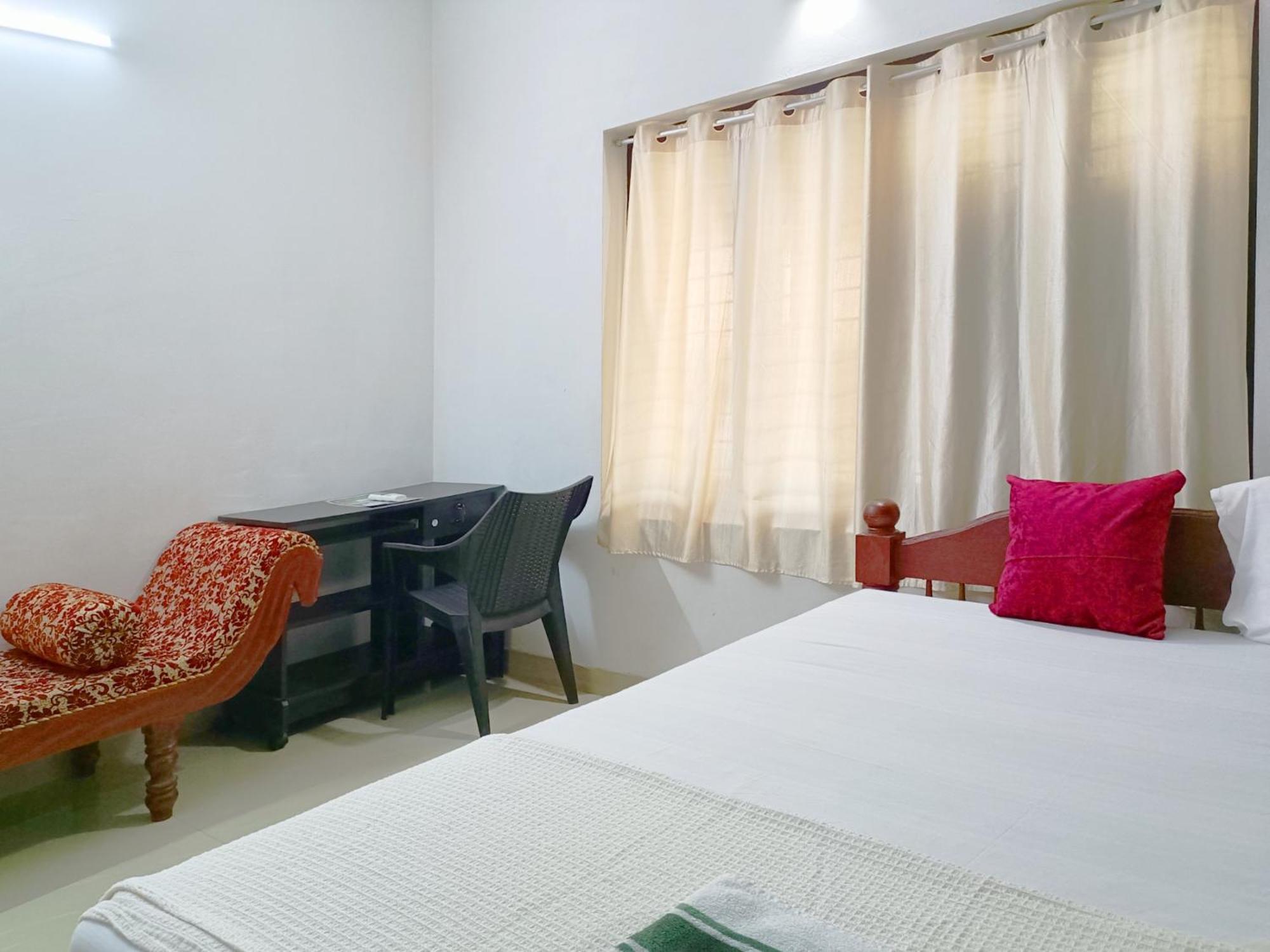 Alma Homestay Mararikulam Bagian luar foto